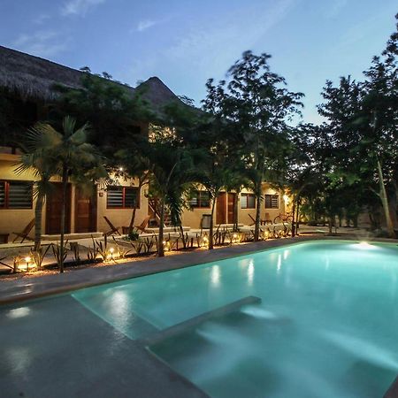 Xan Ha Apartments Tulum Pueblo Buitenkant foto